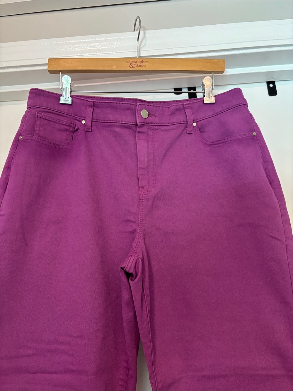 Chico's Magenta Cropped High-Rise Crop Jeans - Picture 2 of 10